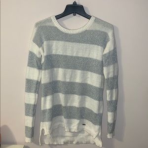 Women’s sweater